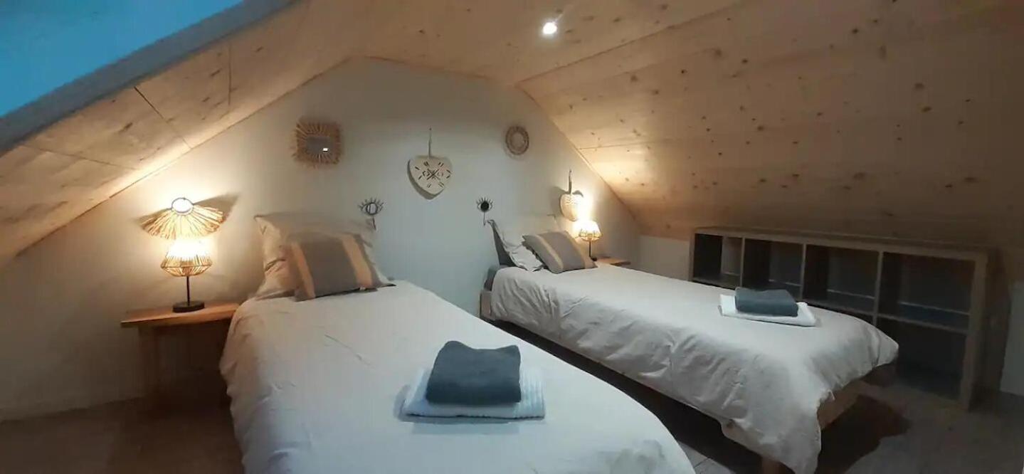 Gouézec Chalets De Pont Cob Avec Spa מראה חיצוני תמונה